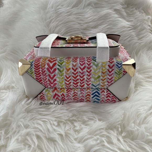 Michael Kors Manhattan Printed Satchel NWT - Picture 6 of 15